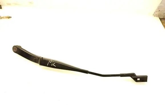 Front wiper blade arm
