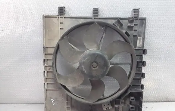 Mercedes-Benz Vito Viano W638 Electric radiator cooling fan 6385002200