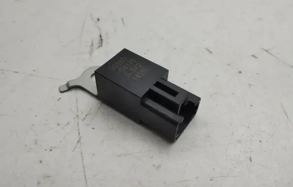 Toyota Avensis T270 Sensor 9098004179 05X2