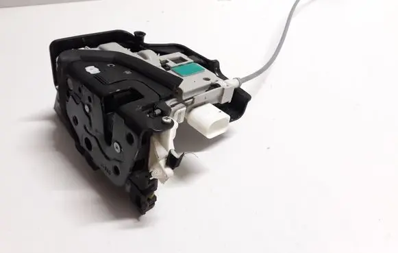 Audi Q5 SQ5 Front door lock 8X1837015C