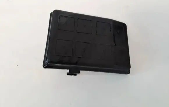 Opel Astra G Fuse box cover 09132702