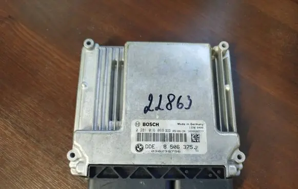 BMW 3 E90 E91 Engine control unit/module 8506375 0281016069