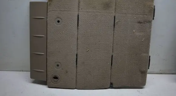 Chrysler Town u0026 Country V Second row seat mat 05028624AD