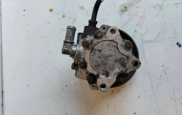 Fiat Ulysse Power steering pump 9647983580 9642955180