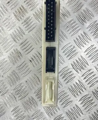 BMW 5 E39 Comfort/convenience module 61356913520 6010729014
