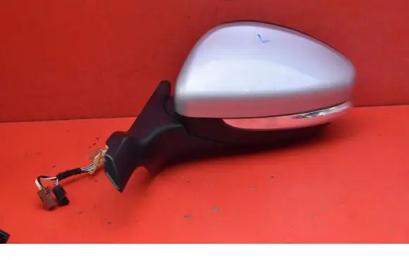 Peugeot 208 I Front door electric wing mirror 232673077