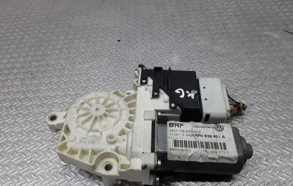 Seat Toledo III (5P) Rear door window regulator motor 5P0839461A