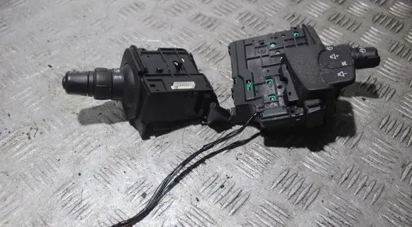 Renault Scenic II - Grand scenic II Light switch 202MRA147