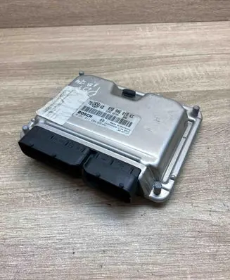 Volkswagen PASSAT B5.5 Engine control unit/module ECU 038906019KC 0281011204