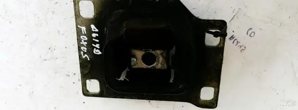 Ford Focus Engine mount bracket 98AB7M121AK 538592C