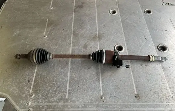 Opel Vivaro Front driveshaft 8200452283