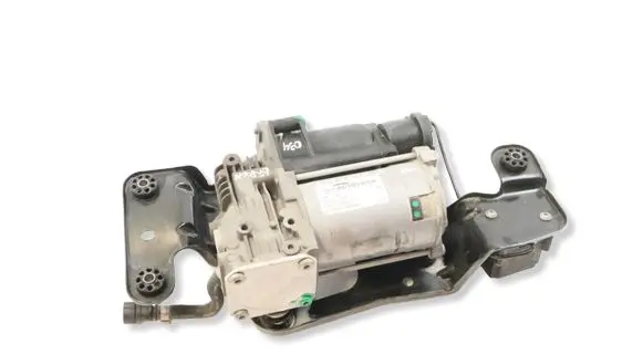 BMW X5M E70 Air suspension compressor/pump 6859714 37206859714 6799419