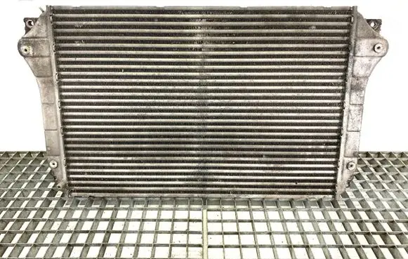 Toyota Avensis T250 Intercooler radiator JD127100-2220