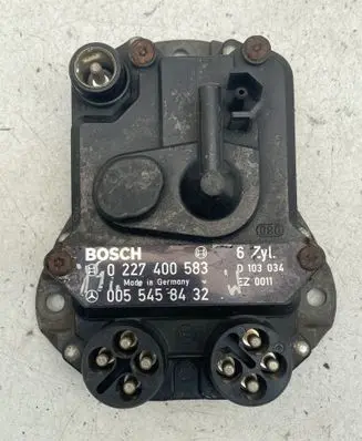 Mercedes-Benz E W124 Ignition amplifier control unit 0227400583 D103034 0055458432