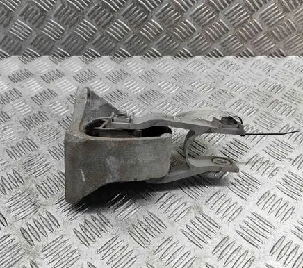 Volvo XC60 Engine mount bracket 32139982 31480564