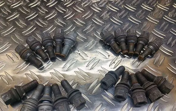 Renault Scenic III - Grand scenic III Nuts/bolts 