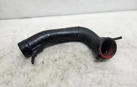 Volvo V50 Intercooler hose/pipe 30741235