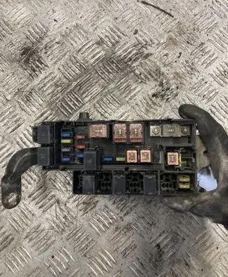Subaru Impreza II Fuse module 82231FE000