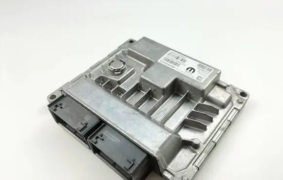 Jeep Renegade Engine control unit/module 55282410 68350434AC A2C76281502