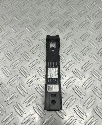 Volkswagen Touran III Seat belt height adjuster 4M0857819