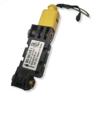 Audi A6 S6 C5 4B Airbag deployment crash/impact sensor 8E0959643E 0232G27A5L2R