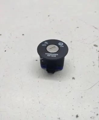 Hyundai i20 (BC3 BI3) Passenger airbag on/off switch 