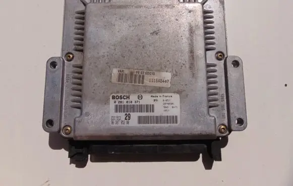 Citroen C5 Engine control unit/module 9638795280 0281010371