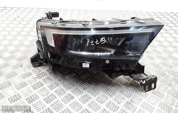 Opel Mokka X Headlight/headlamp 9834029980