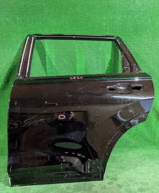 Honda CR-V Rear door