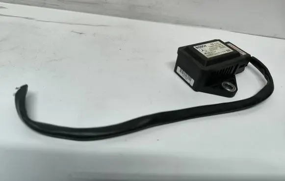 Mercedes-Benz E W211 ESP acceleration yaw rate sensor 0265005246 0024747 A0025426618
