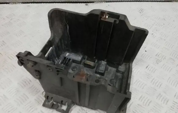 Ford Ecosport Battery tray 