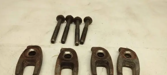Renault Scenic III - Grand scenic III Fuel Injector clamp holder 