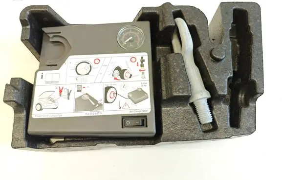 Porsche Cayenne (92A) Tool box 7P0012112J 7L0012617B