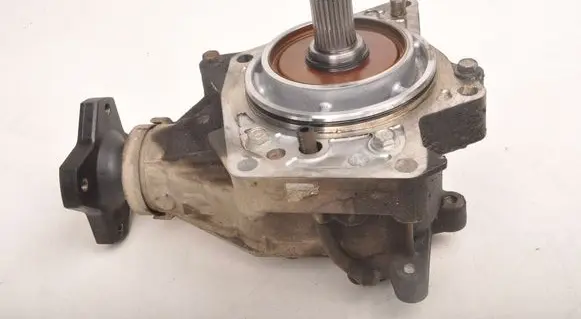 Renault Koleos I Rear gearbox reducer/haldex oil pump 1XN0BJ4