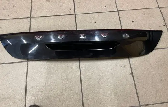 Volvo V40 Tailgate trim 31301301 01042057014 31386846