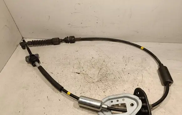 KIA Sorento Gear shift cable linkage 