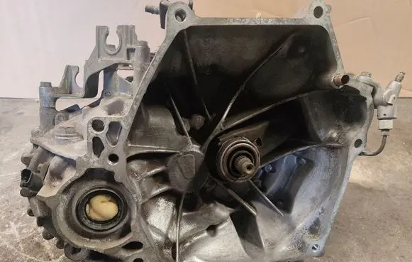 Honda Jazz Manual 5 speed gearbox SF0M SF0M1033804