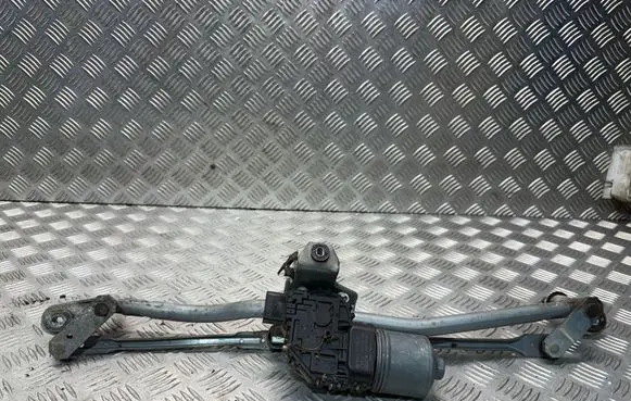 Audi A4 S4 B7 8E 8H Front wiper linkage and motor 8E1955119