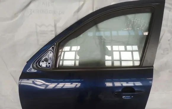 Hyundai Santa Fe Front door melynos