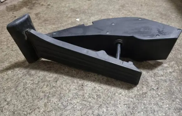 BMW 5 E39 Accelerator throttle pedal 6762480 259160