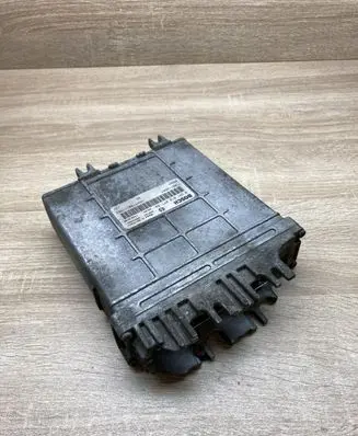 Renault Megane I Engine control unit/module ECU 7700111552 0281010077