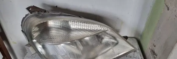 Mercedes-Benz Vaneo W414 Headlight/headlamp 1305235515