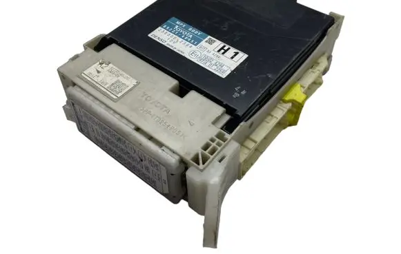 Lexus RX 330 - 350 - 400H Fuse box set 8922148451 2380002384 97A012259