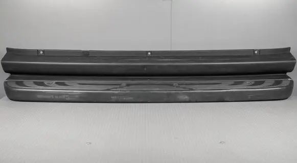 Mercedes-Benz Sprinter W907 W910 Side skirt rear trim A9108856400 A9108856500 A9108856800
