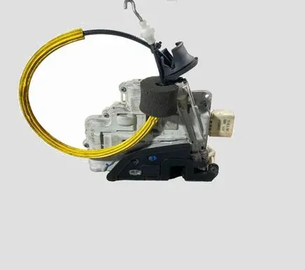 Audi A6 S6 C6 4F Rear door lock 4F0839015A