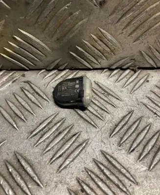 Ford Focus Tire pressure sensor EV6T1A180DB