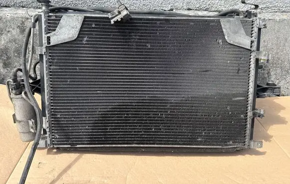 Volvo S60 Coolant radiator 8649915A E011011