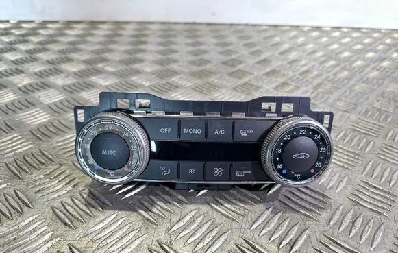 Mercedes-Benz C W204 Climate control unit 2048309885