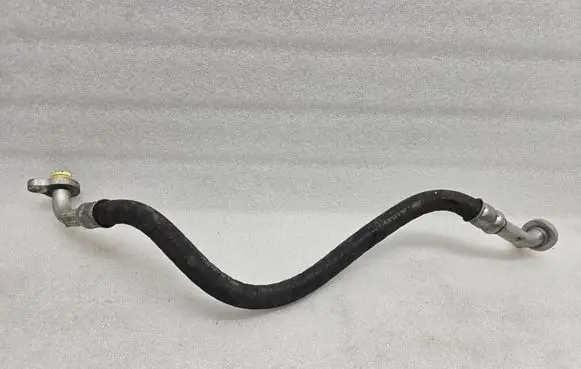 Volvo XC90 Air conditioning (A/C) pipe/hose 31369330