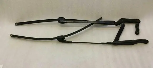 Mercedes-Benz CL C216 Front wiper blade arm A2218200144